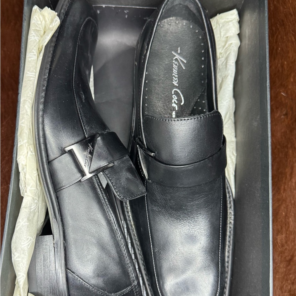 Kenneth Cole Men's Elegant Black Slip-Ons (New In Box)